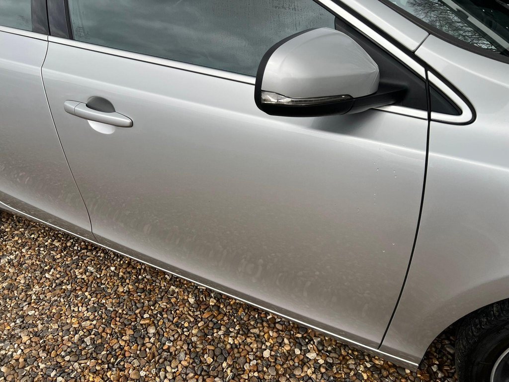 Used Volvo V40 2015 for sale - 77729912: Photo 28