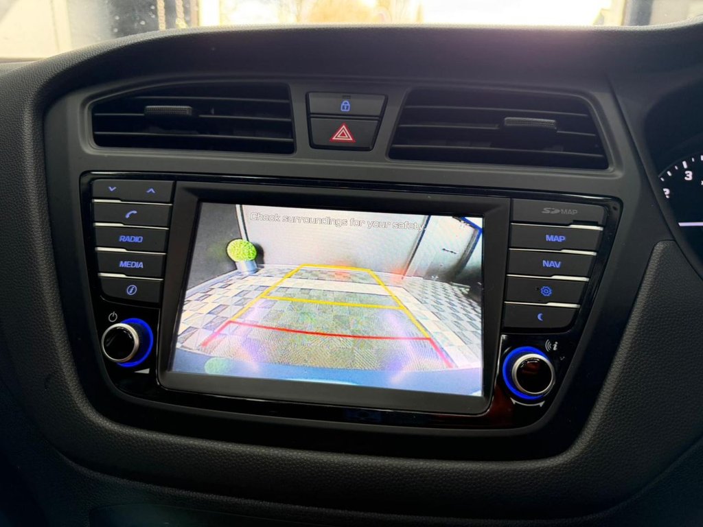 Used Hyundai i20 2017 for sale - 78056546: Photo 30