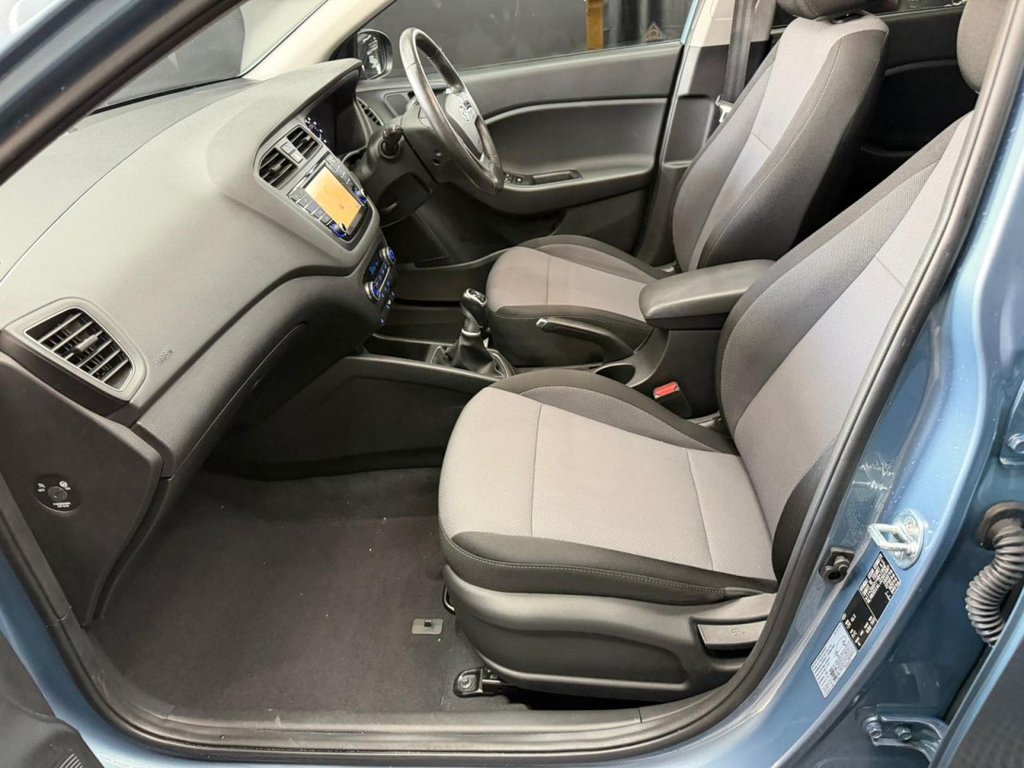 Used Hyundai i20 2017 for sale - 78056546: Photo 43