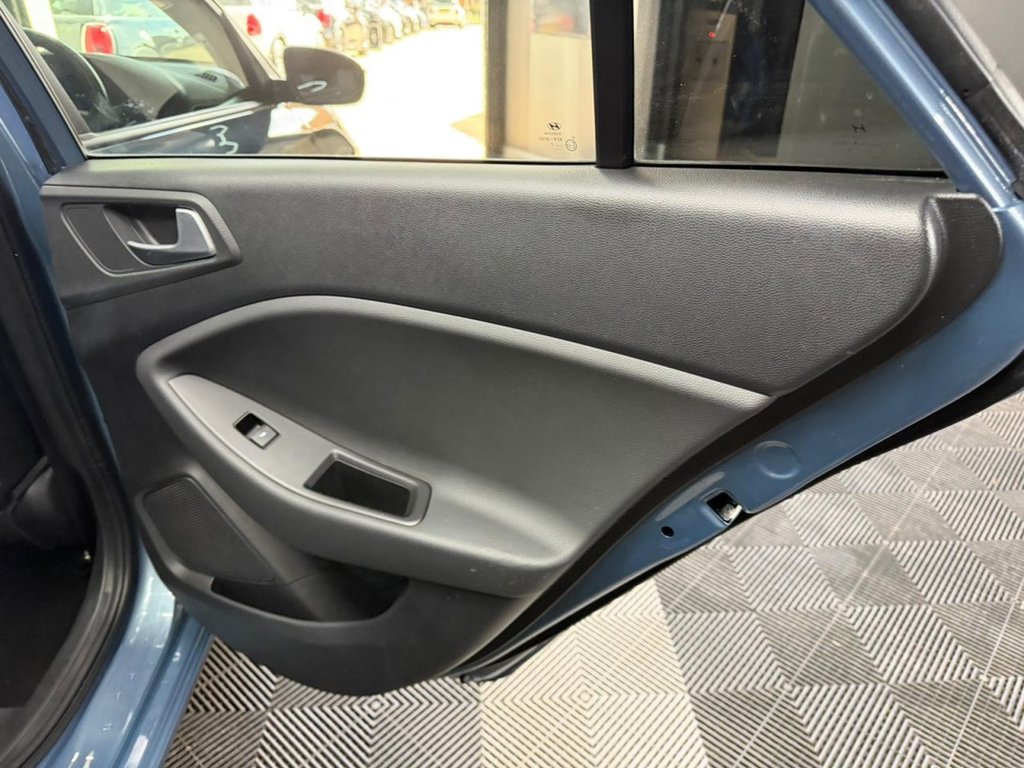 Used Hyundai i20 2017 for sale - 78056546: Photo 46