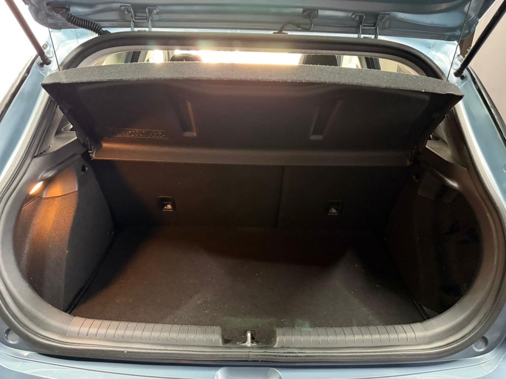 Used Hyundai i20 2017 for sale - 78056546: Photo 48