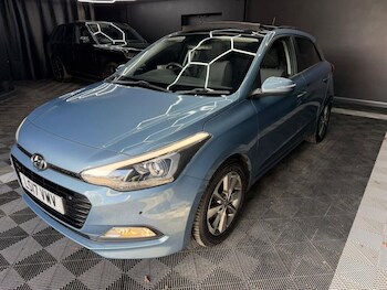 Used Hyundai i20 2017 for sale - 78056546: Photo