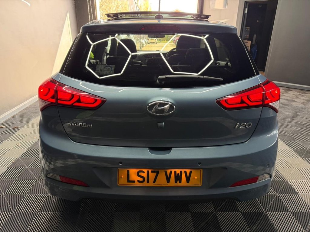 Used Hyundai i20 2017 for sale - 78056546: Photo 9