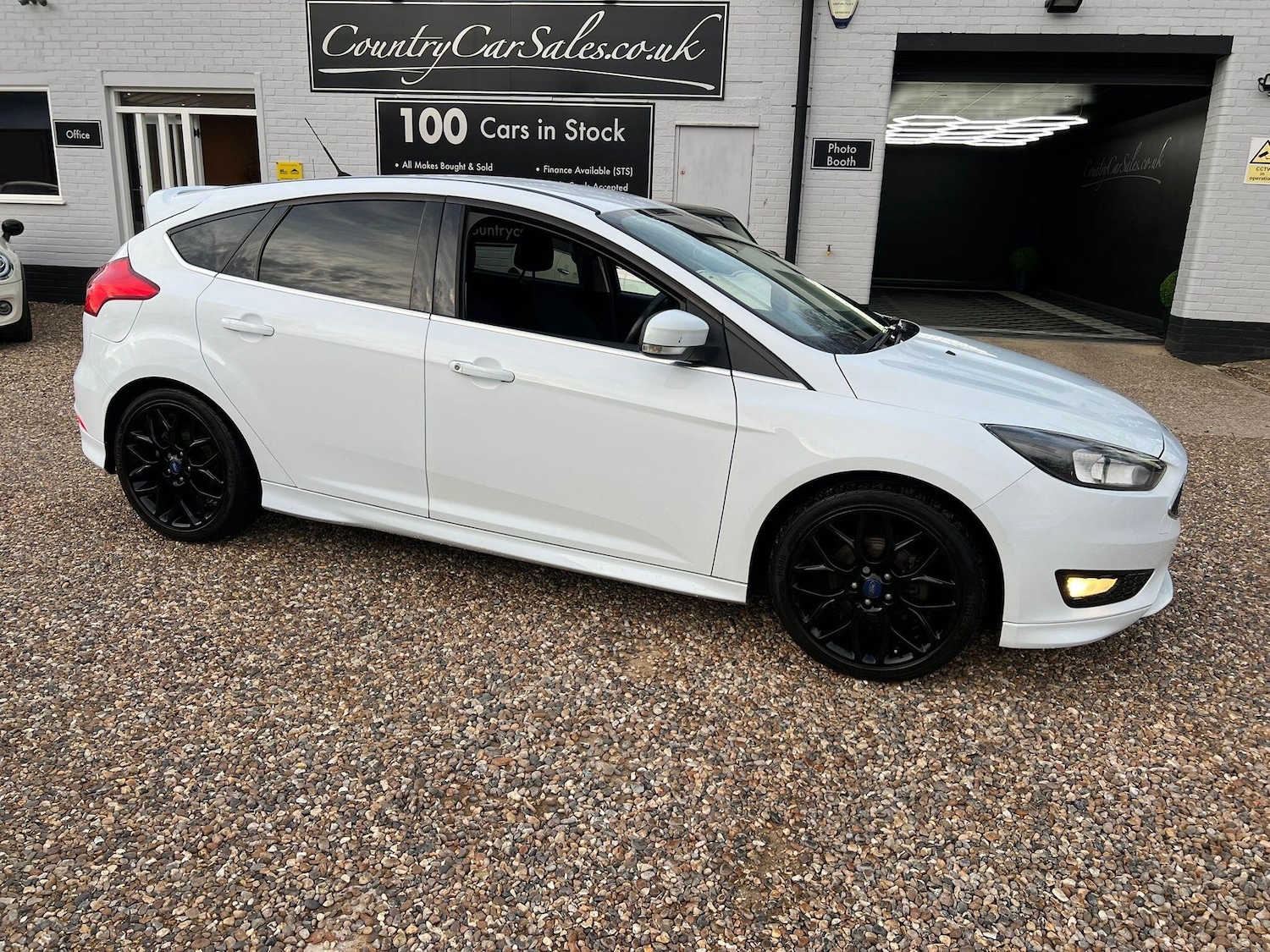 Used Ford Focus 2016 for sale - 76647551: Photo 14