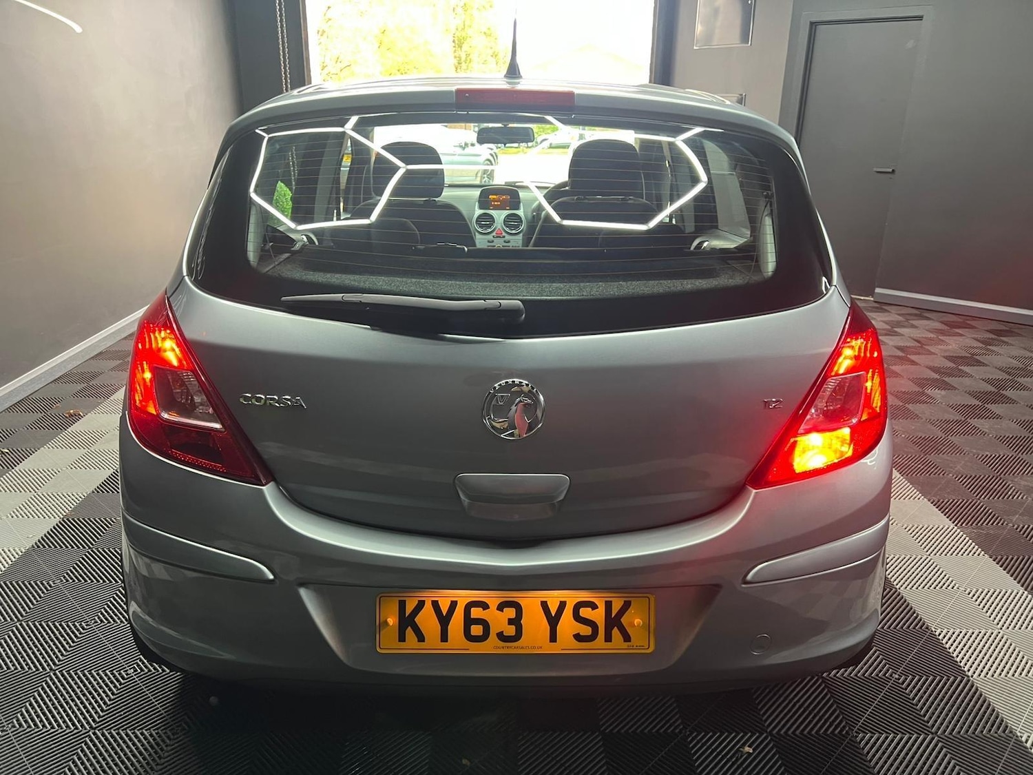 Used Vauxhall Corsa 2013 for sale - 76765404: Photo 10