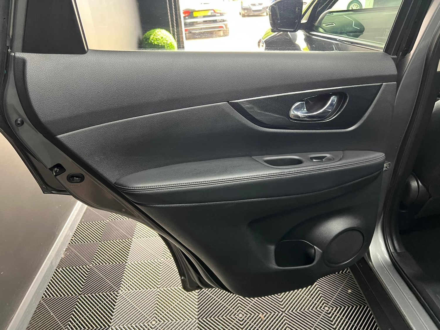 Used Nissan X-Trail 2016 for sale - 76646356: Photo 37