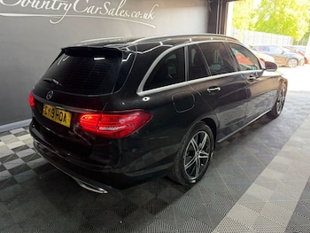 Used Mercedes-Benz C Class 2019 for sale - 78985922: Photo