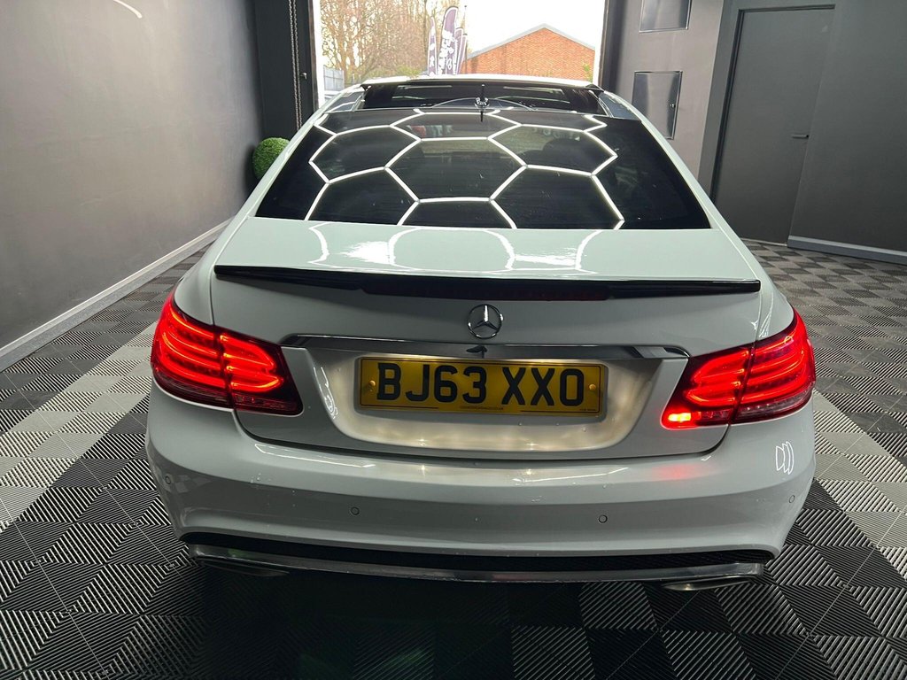 Used Mercedes-Benz E Class 2013 for sale - 77990743: Photo 10