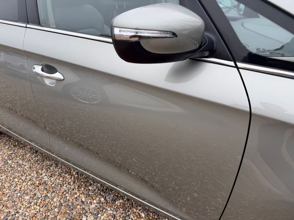 Used Kia Carens 2014 for sale - 77967099: Photo 20