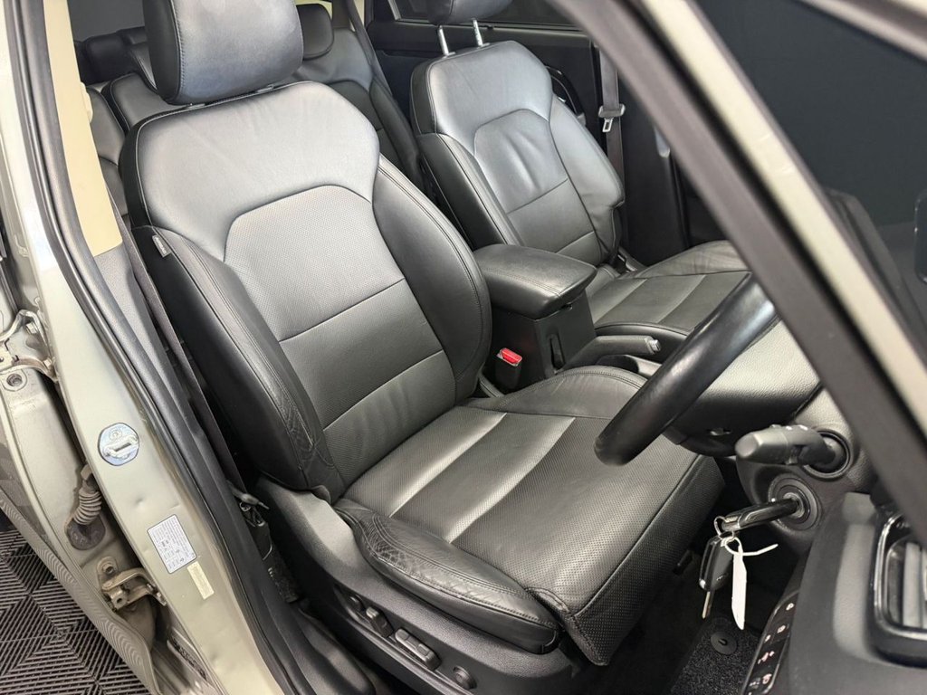 Used Kia Carens 2014 for sale - 77967099: Photo 29