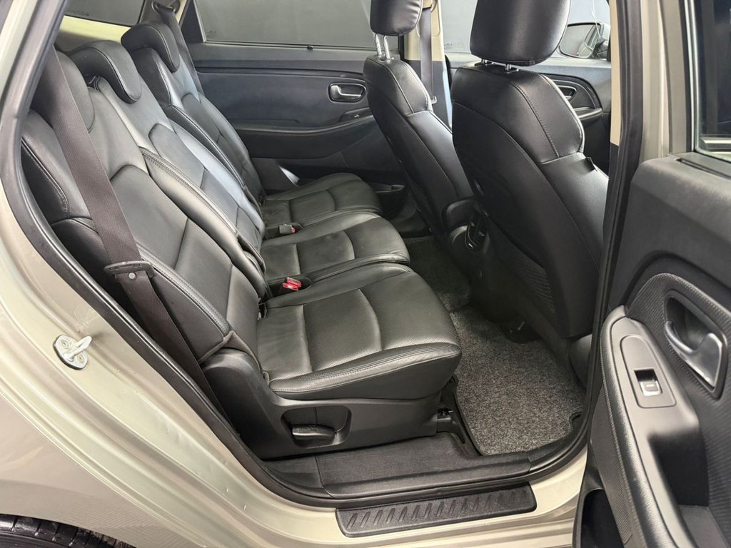 Used Kia Carens 2014 for sale - 77967099: Photo 30