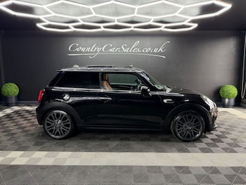 Used MINI Hatch 2018 for sale - 78907813: Photo