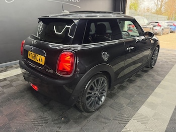 Used MINI Hatch 2018 for sale - 78907813: Photo