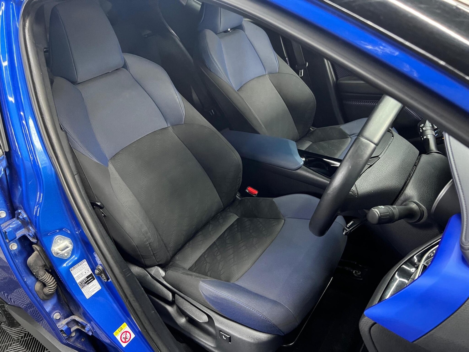 Used Toyota C-HR 2018 for sale - 76646350: Photo 29