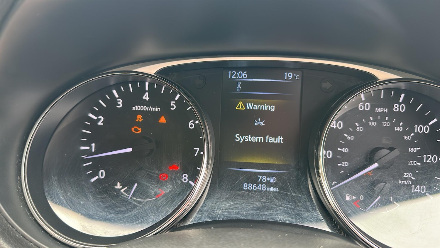 Used Toyota C-HR 2018 for sale - 76646350: Photo 32