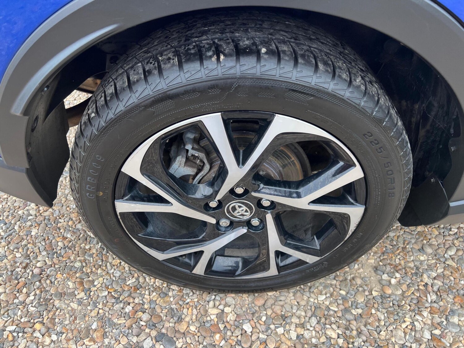 Used Toyota C-HR 2018 for sale - 76646350: Photo 41