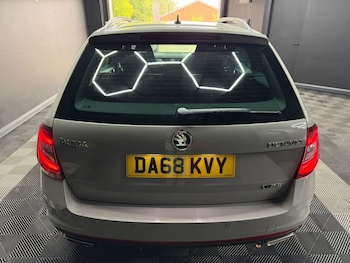 Used Skoda Octavia 2018 for sale - 79562368: Photo