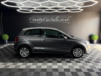 Used Volkswagen Polo 2014 for sale - 78682756: Photo