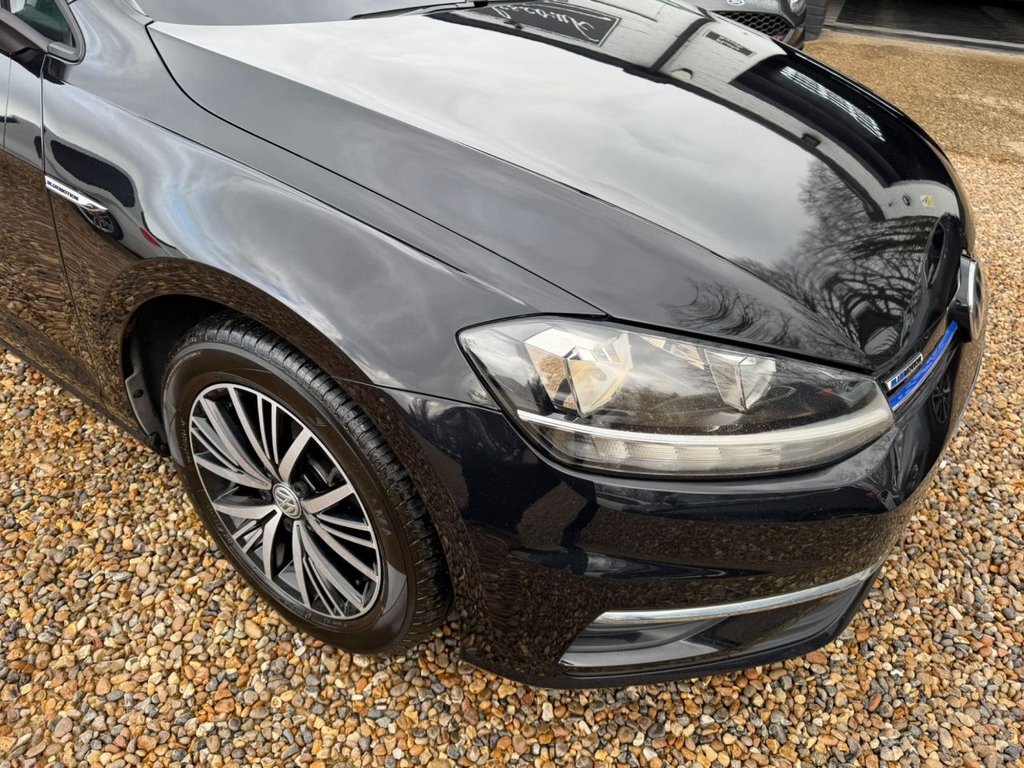 Used Volkswagen Golf 2018 for sale - 77729895: Photo 18