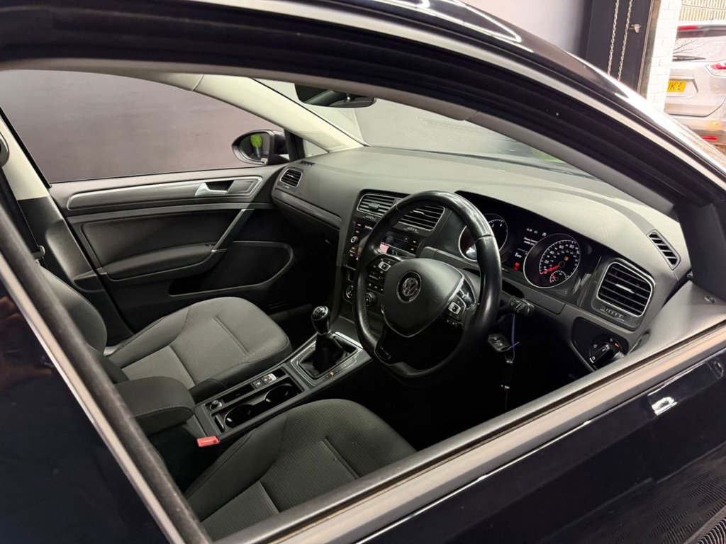 Used Volkswagen Golf 2018 for sale - 77729895: Photo 26