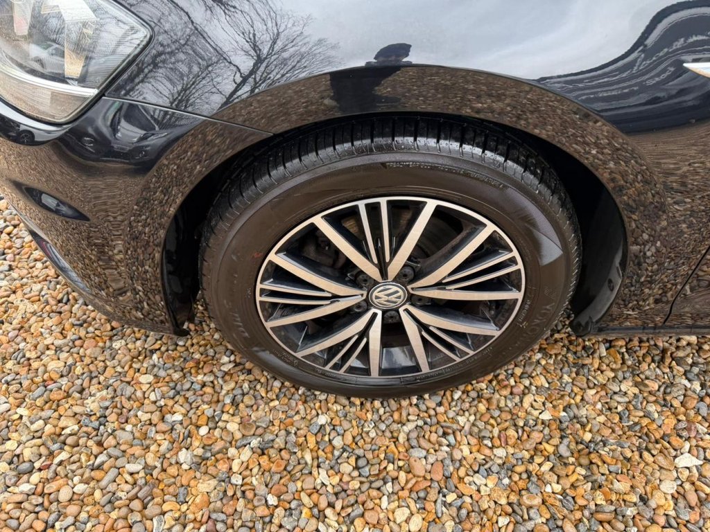 Used Volkswagen Golf 2018 for sale - 77729895: Photo 30