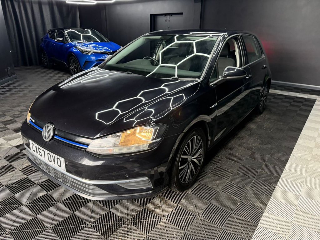 Used Volkswagen Golf 2018 for sale - 77729895: Photo 5