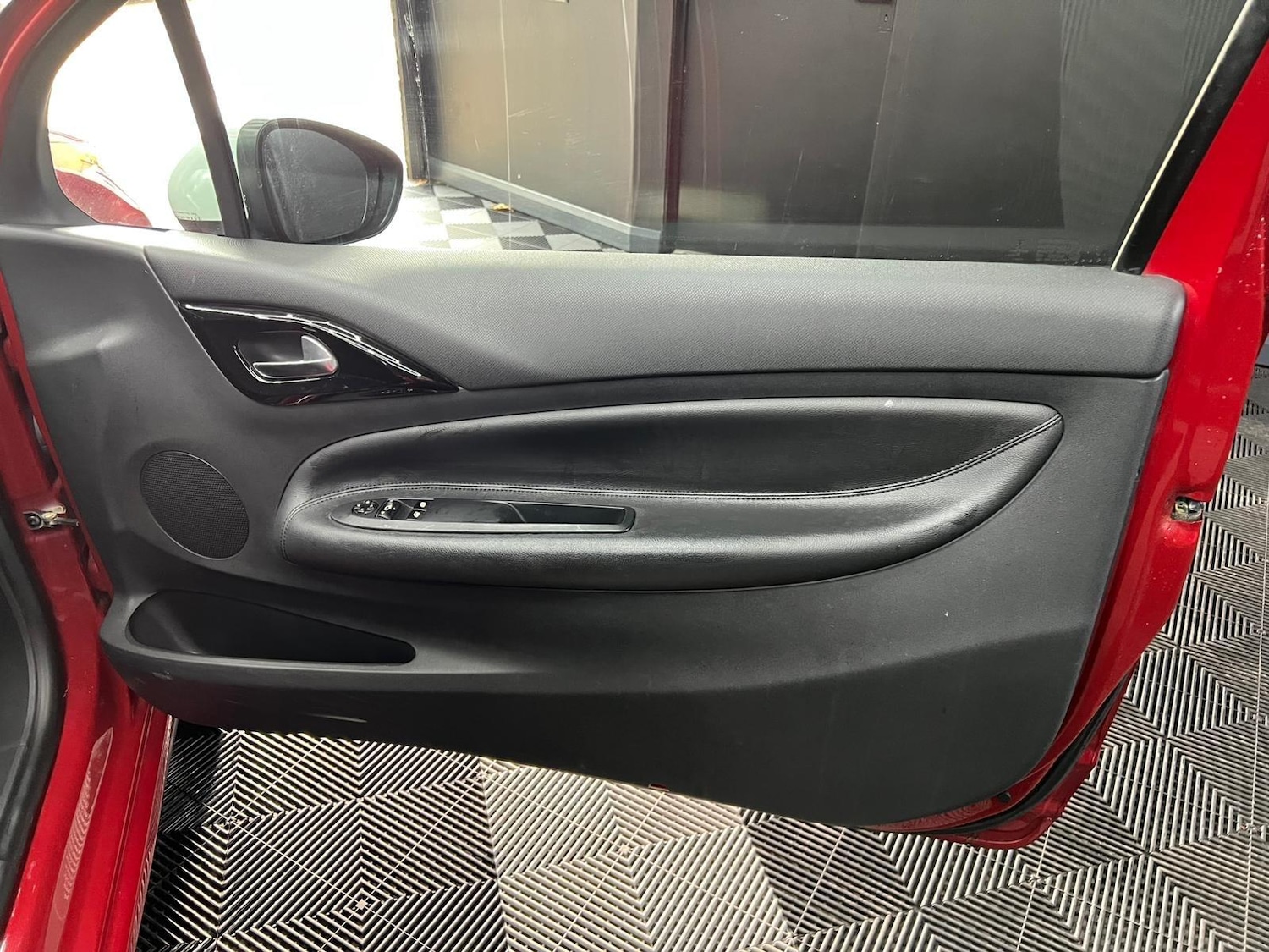 Used DS Automobiles DS 3 2016 for sale - 76766032: Photo 37