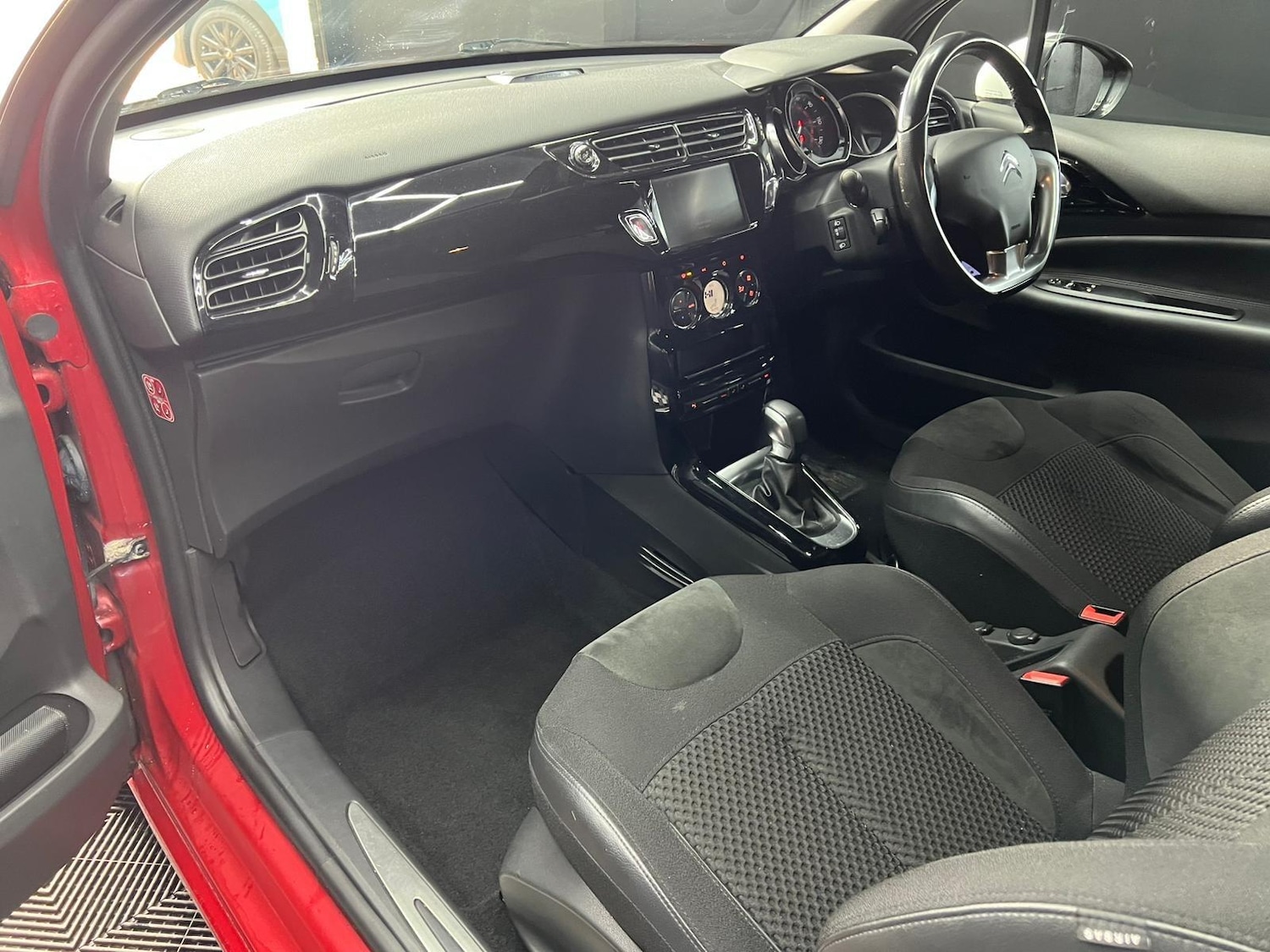 Used DS Automobiles DS 3 2016 for sale - 76647470: Photo 29