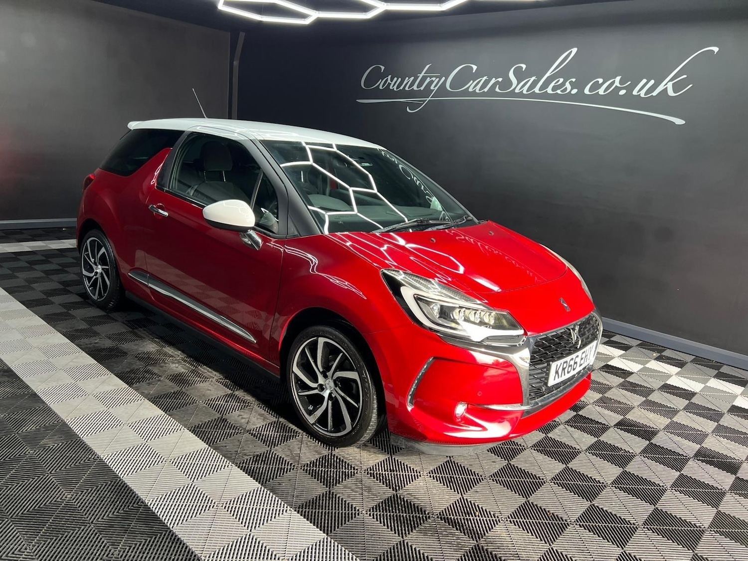 Used DS Automobiles DS 3 2016 for sale - 76647470: Photo 3