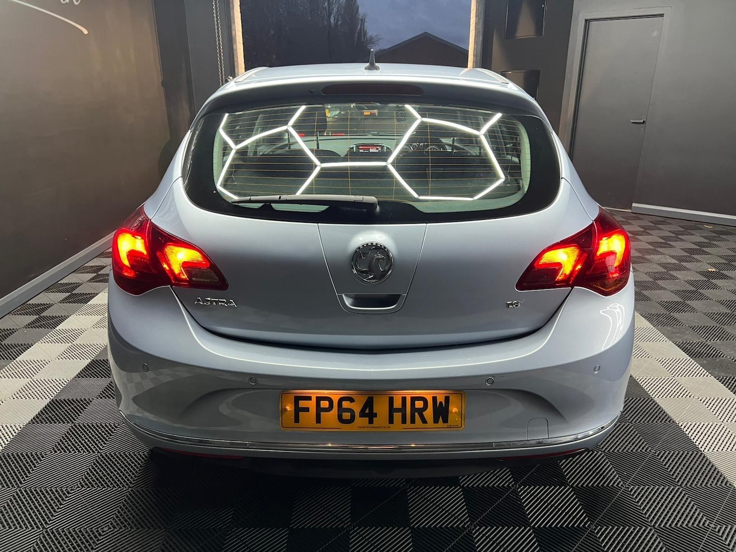 Used Vauxhall Astra 2015 for sale - 76823814: Photo 10