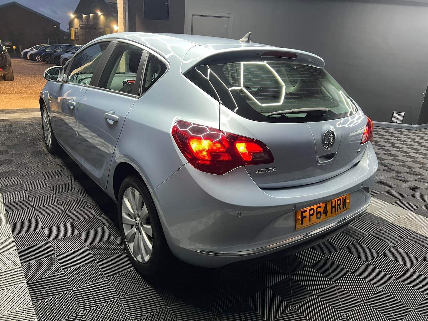 Used Vauxhall Astra 2015 for sale - 76823814: Photo 7