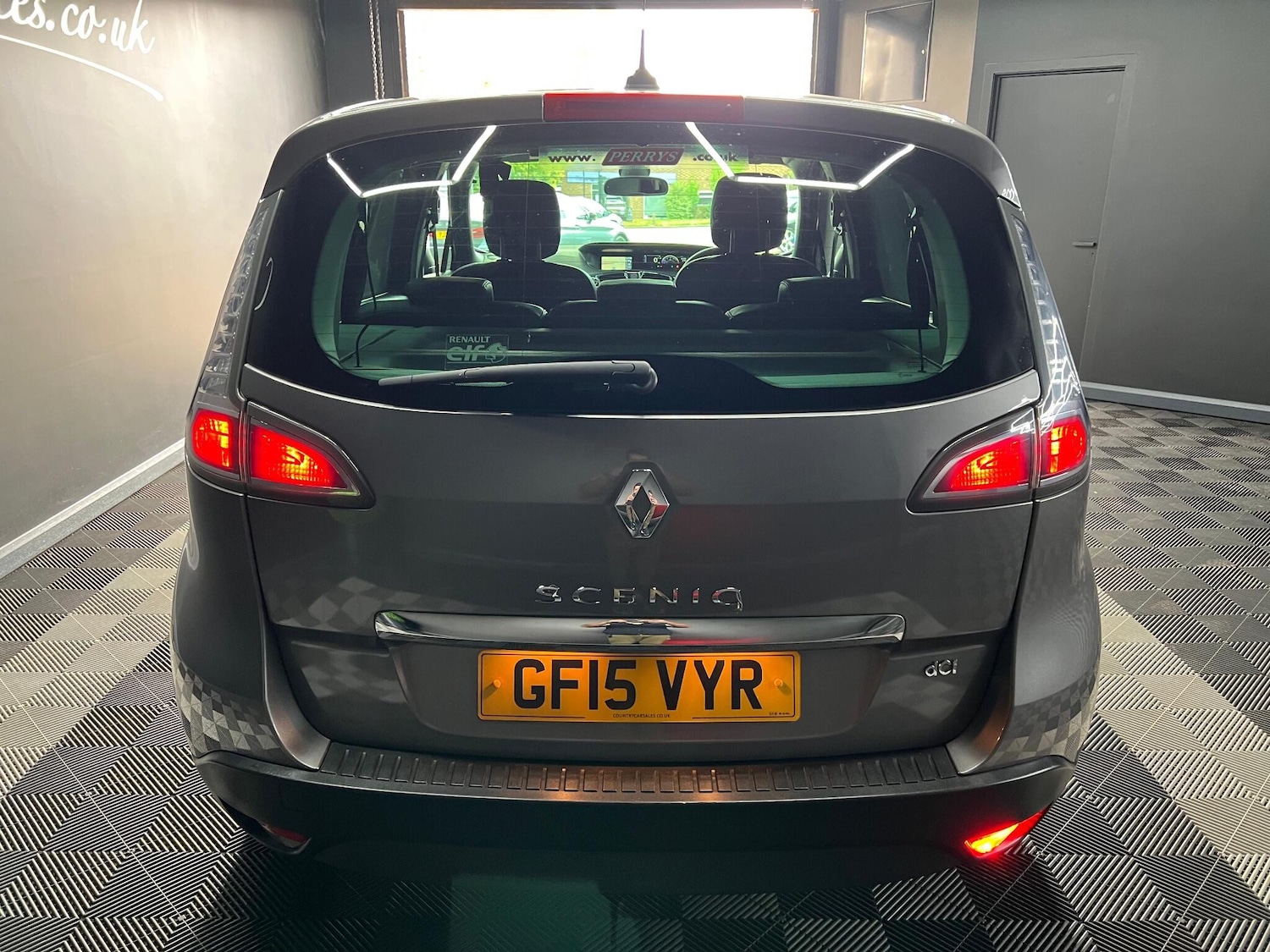 Used Renault Scenic 2015 for sale - 76647514: Photo 12