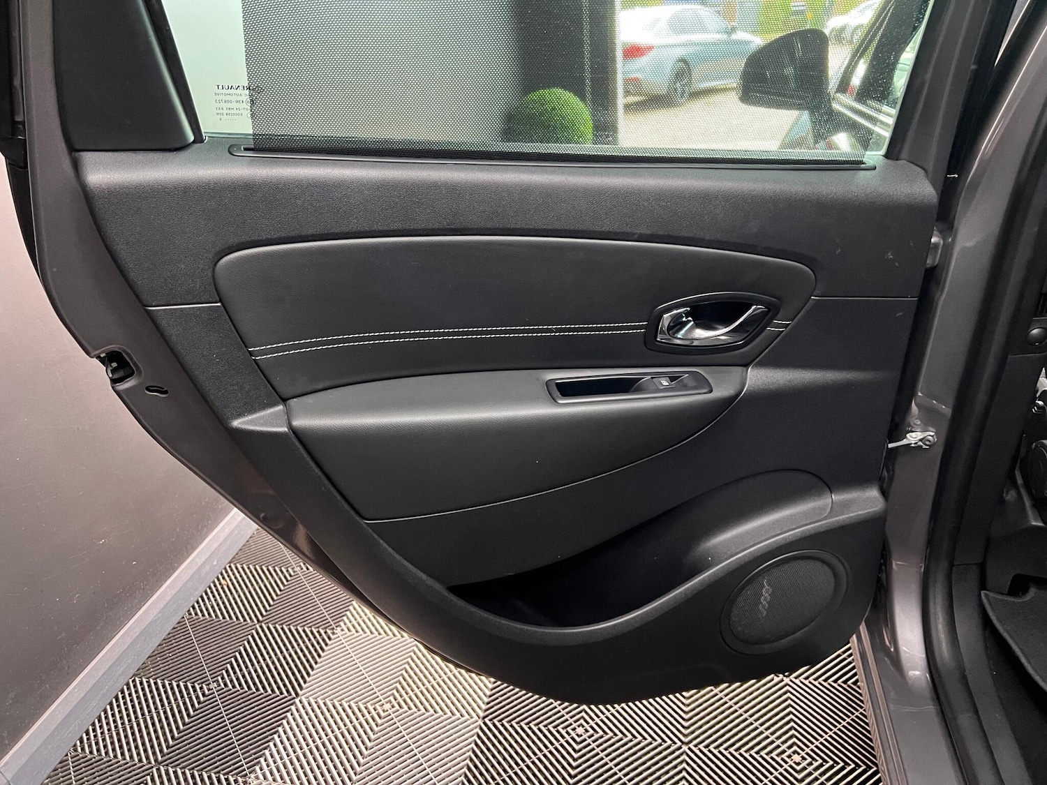 Used Renault Scenic 2015 for sale - 76647514: Photo 34