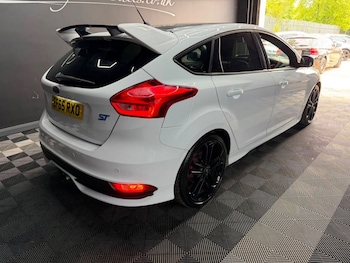 Used Ford Focus 2016 for sale - 79233862: Photo