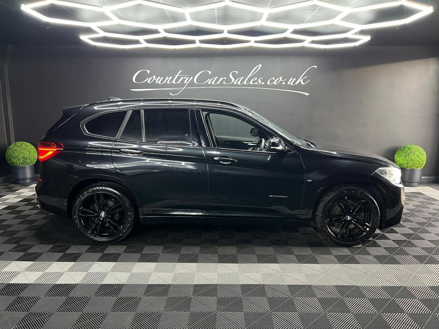 Used BMW X1 2018 for sale - 76647558: Photo 1