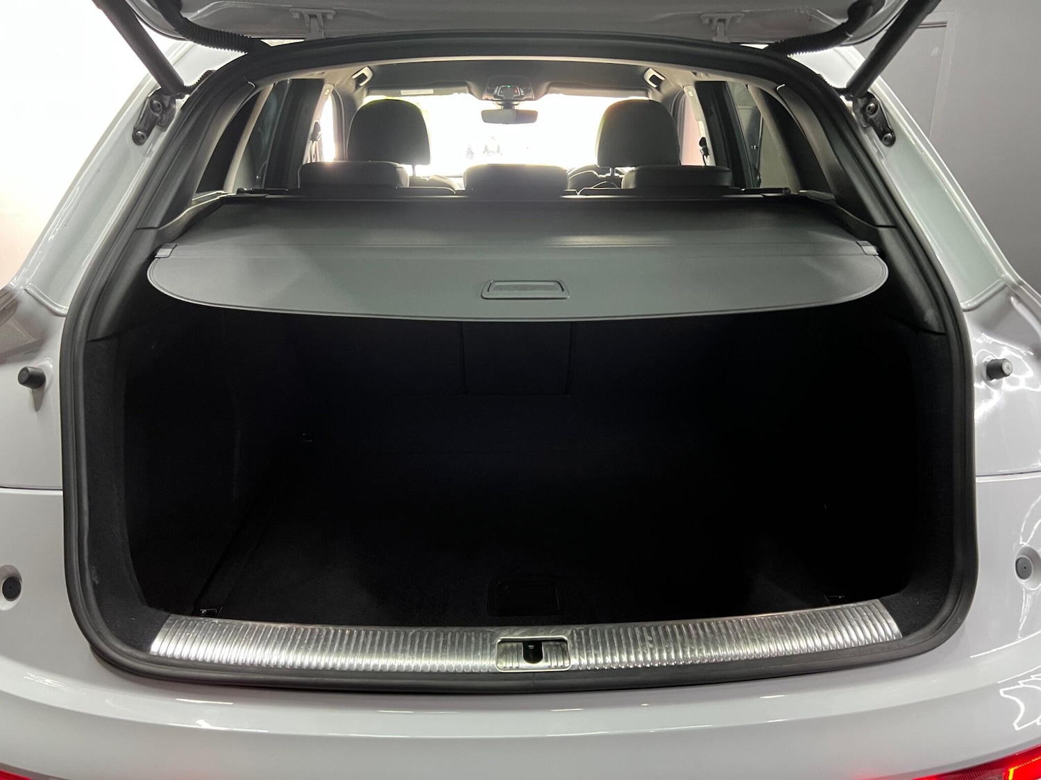 Used Audi Q5 2020 for sale - 76647576: Photo 29