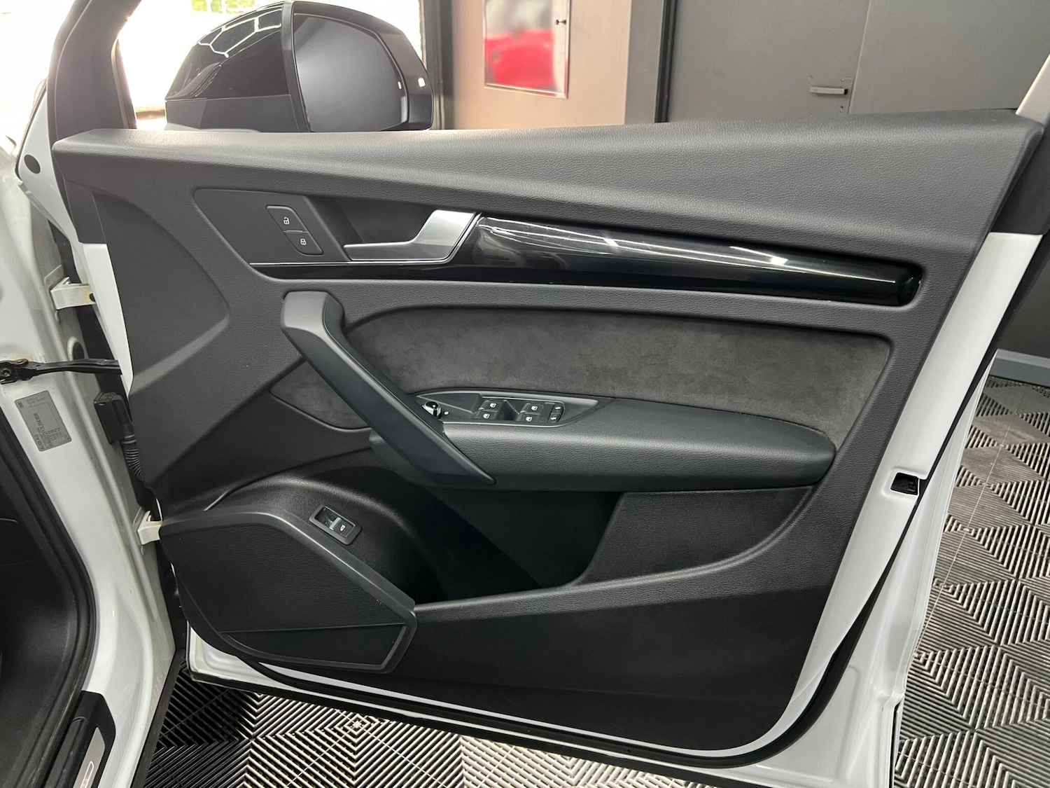 Used Audi Q5 2020 for sale - 76647576: Photo 31