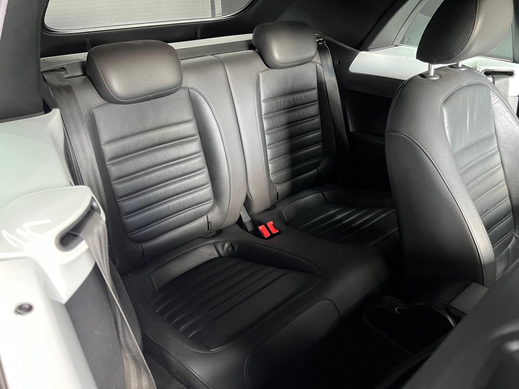 Used Volkswagen Beetle 2015 for sale - 77729918: Photo 31