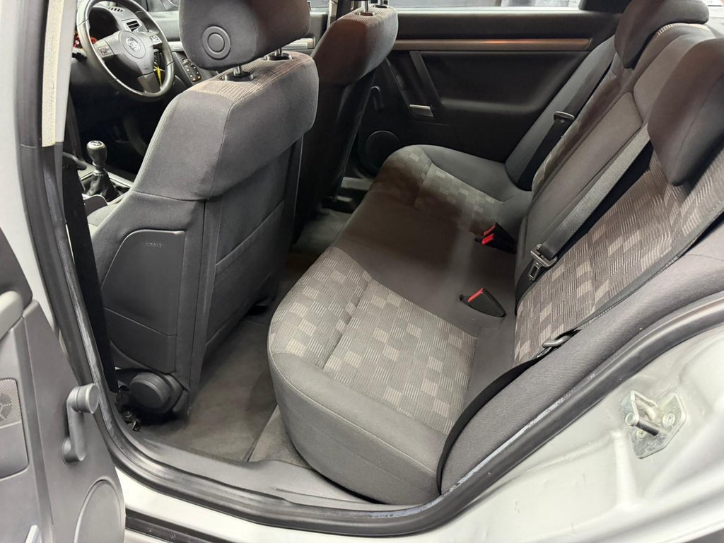 Used Vauxhall Vectra 2007 for sale - 77729928: Photo 37