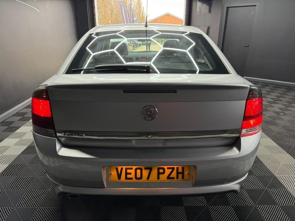 Used Vauxhall Vectra 2007 for sale - 77729928: Photo 9