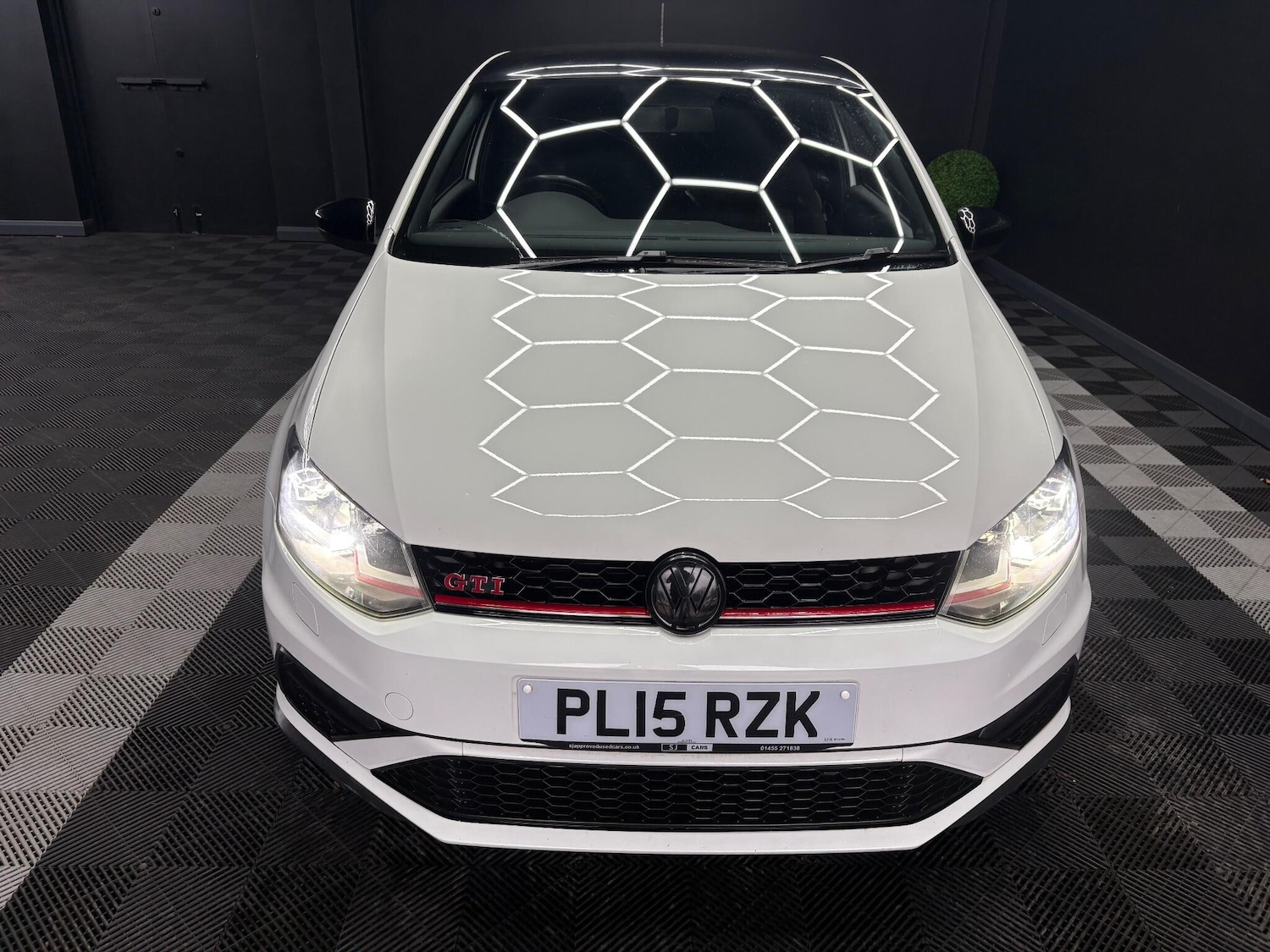 Used Volkswagen Polo 2015 for sale - 77156119: Photo 12