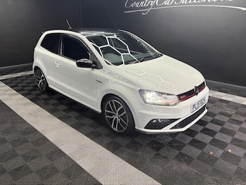 Used Volkswagen Polo 2015 for sale - 77156119: Photo