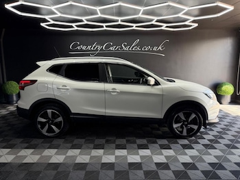 Used Nissan Qashqai 2017 for sale - 78880216: Photo