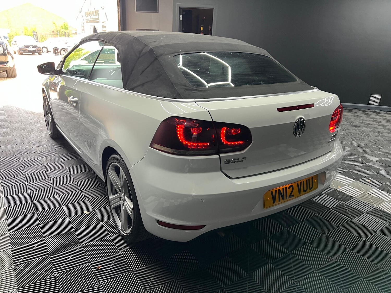 Used Volkswagen Golf 2012 for sale - 76647492: Photo 6