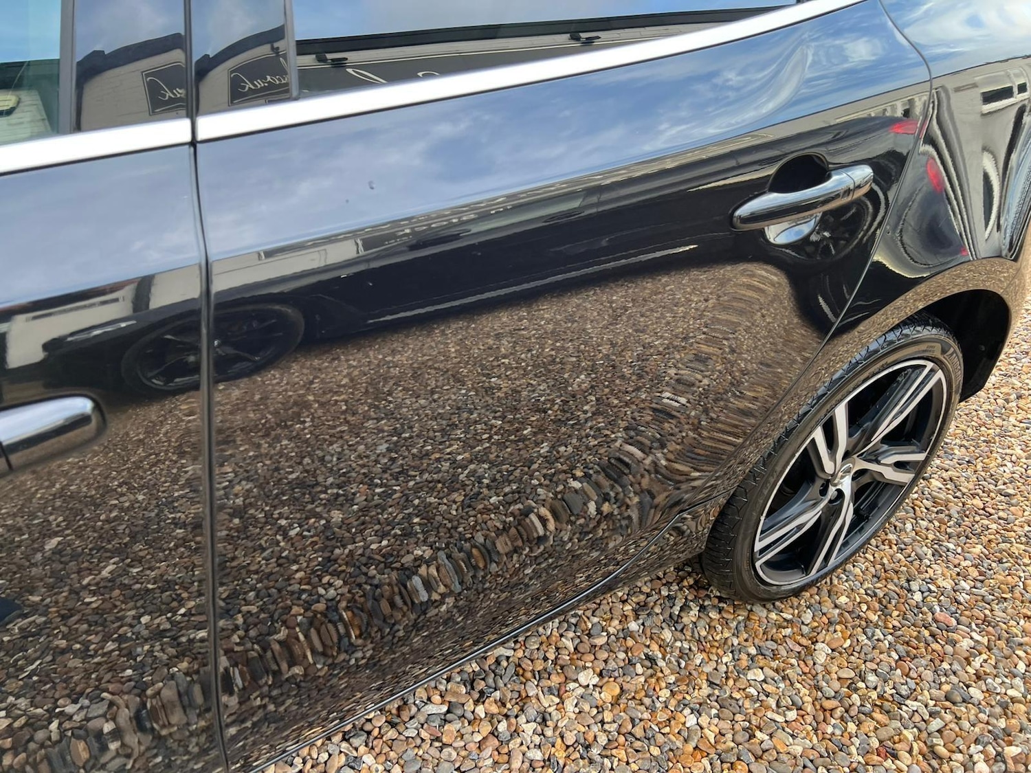 Used Volvo V40 for sale - 77174627: Photo 24