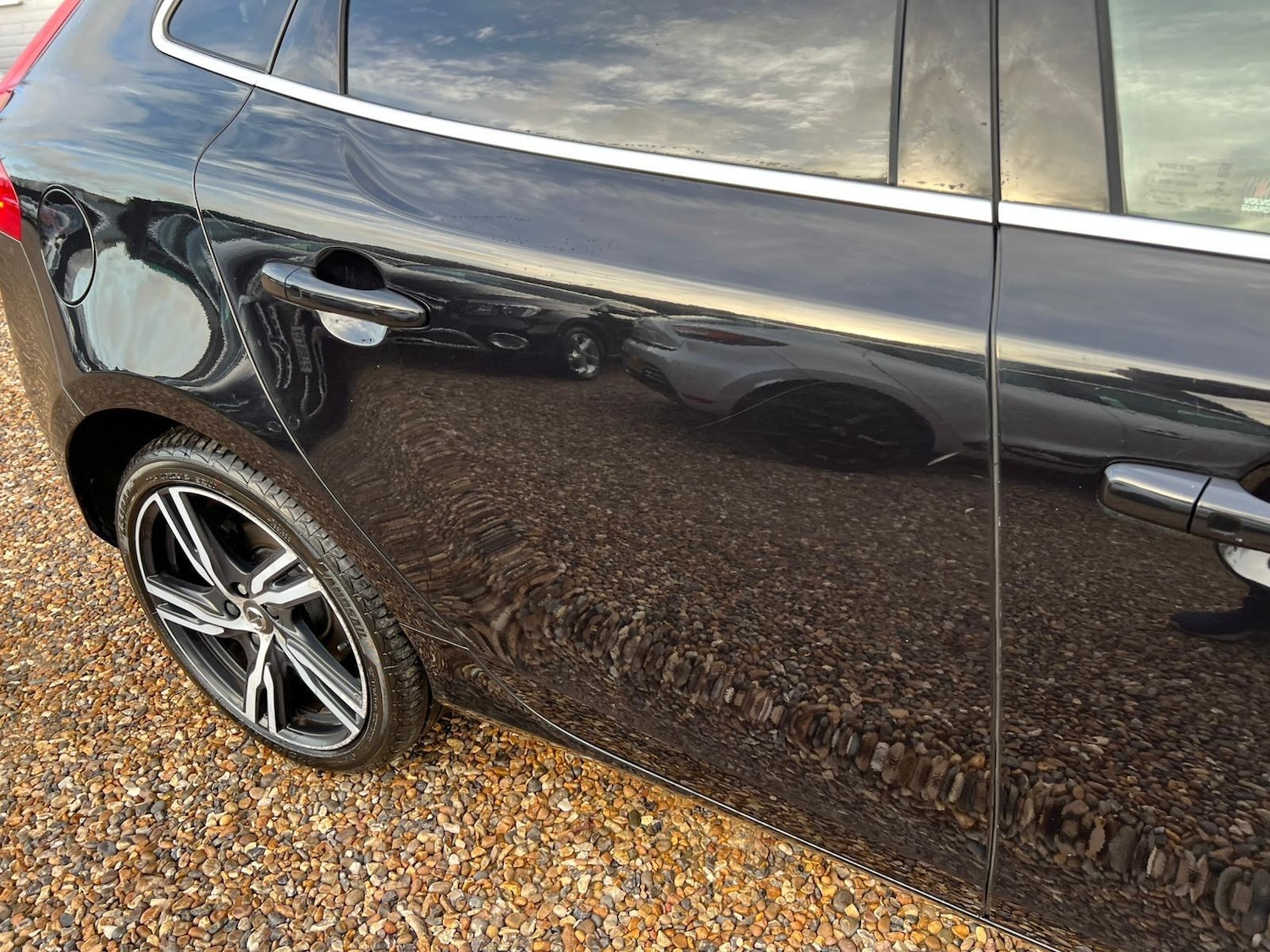 Used Volvo V40 for sale - 77174627: Photo 25