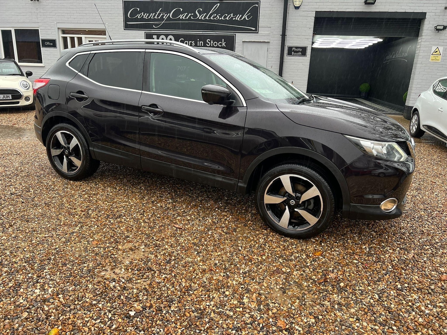 Used Nissan Qashqai 2017 for sale - 76647569: Photo 13