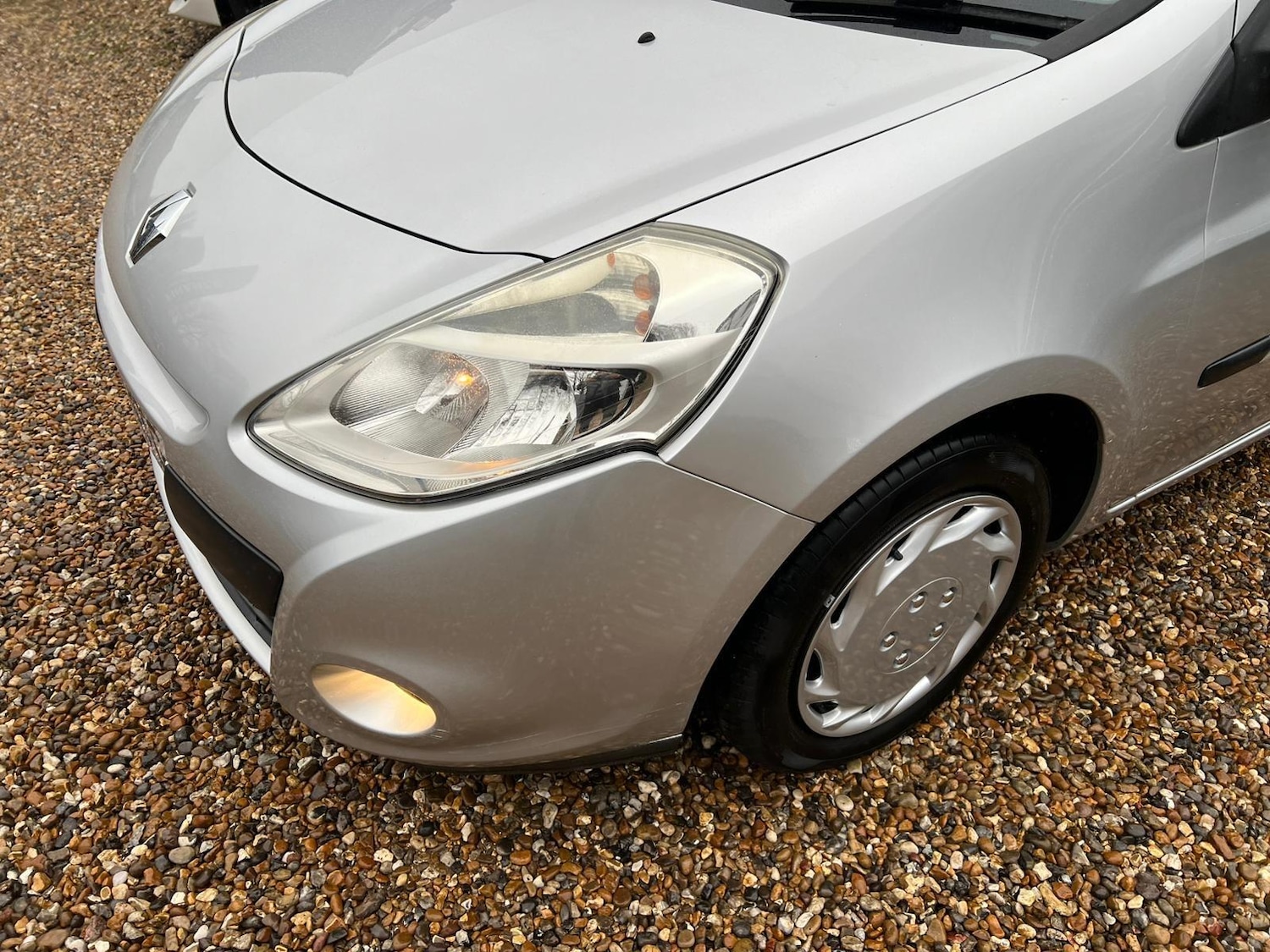 Used Renault Clio 2009 for sale - 77455638: Photo 22