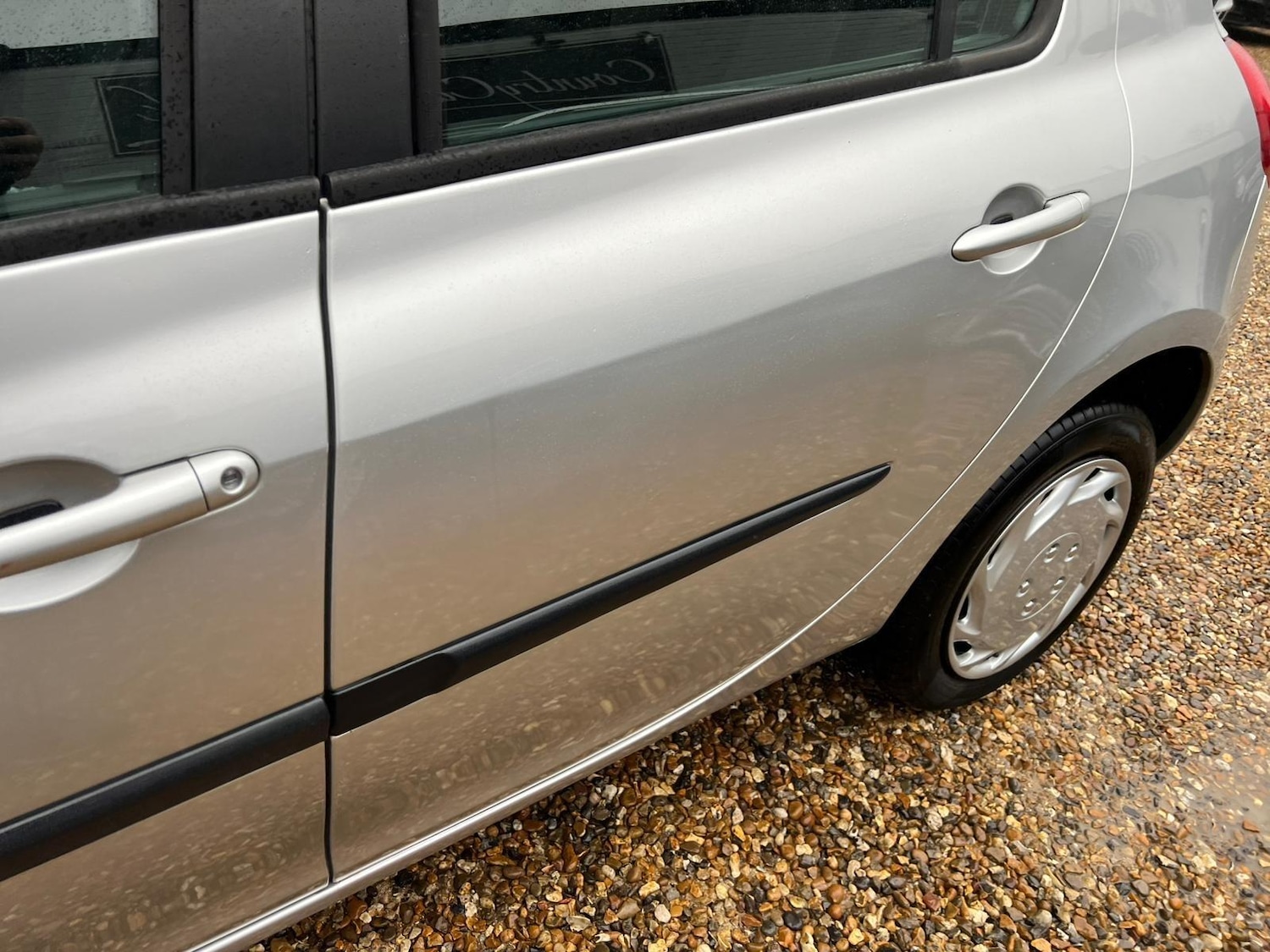 Used Renault Clio 2009 for sale - 77455638: Photo 24