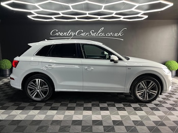 Used Audi Q5 2018 for sale - 76647444: Photo